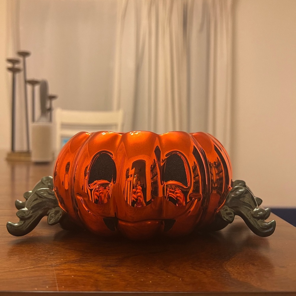 NIB Bath and Bodyworks 3-Wick Candle Pumpkin Spider Pedestal 🎃🕷️